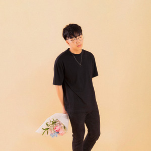 日本美女亚洲人尿尿
